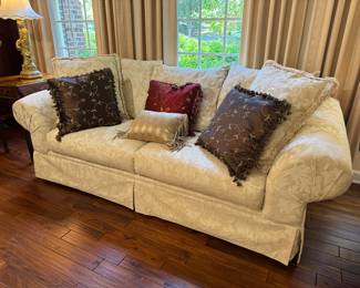 Sealy Floral Motif Upholstered Sofa (38"D x 94"W x 38" Back Height)