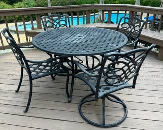 Hanamint Outdoor Wrought Rounded Dining Table (48"D x 28.5"H) with Hanamint Dining Chairs (2 Armchairs & 2 Swivel Armchairs)