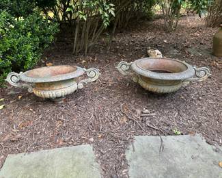Cast Iron Garden Outdoor Urns / Planters