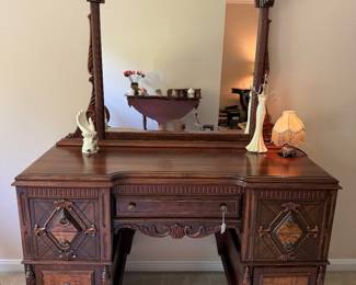 Vintage 7 Drawer Vanity with Mirror & Bench (50"W x 18-1/2"D x 72"H)