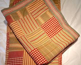 Pair of Twin Duvets and Shams 