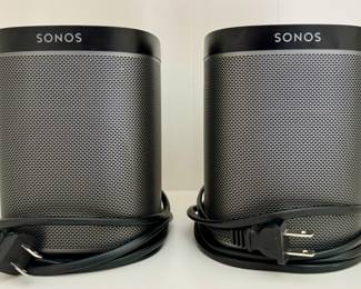 (2) Sonos Play 1 