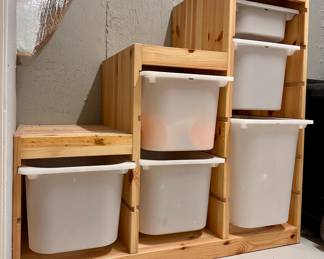 Storage Unit with Bins