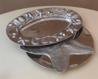 Mariposa Serving Pieces