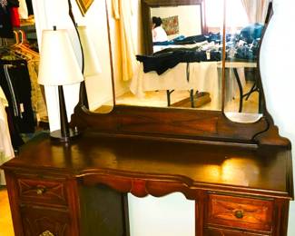 Dressing Table Vanity