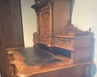 European antique desk (circa 1893) and formerly owned by renowned artist - Frederik Grue (1951 - 1995) - book by artist is included with desk purchase