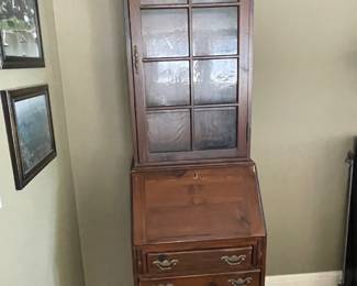Ethan Allen Secretary Desk 