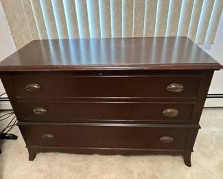 3 drawer dresser