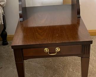 bedstand end table