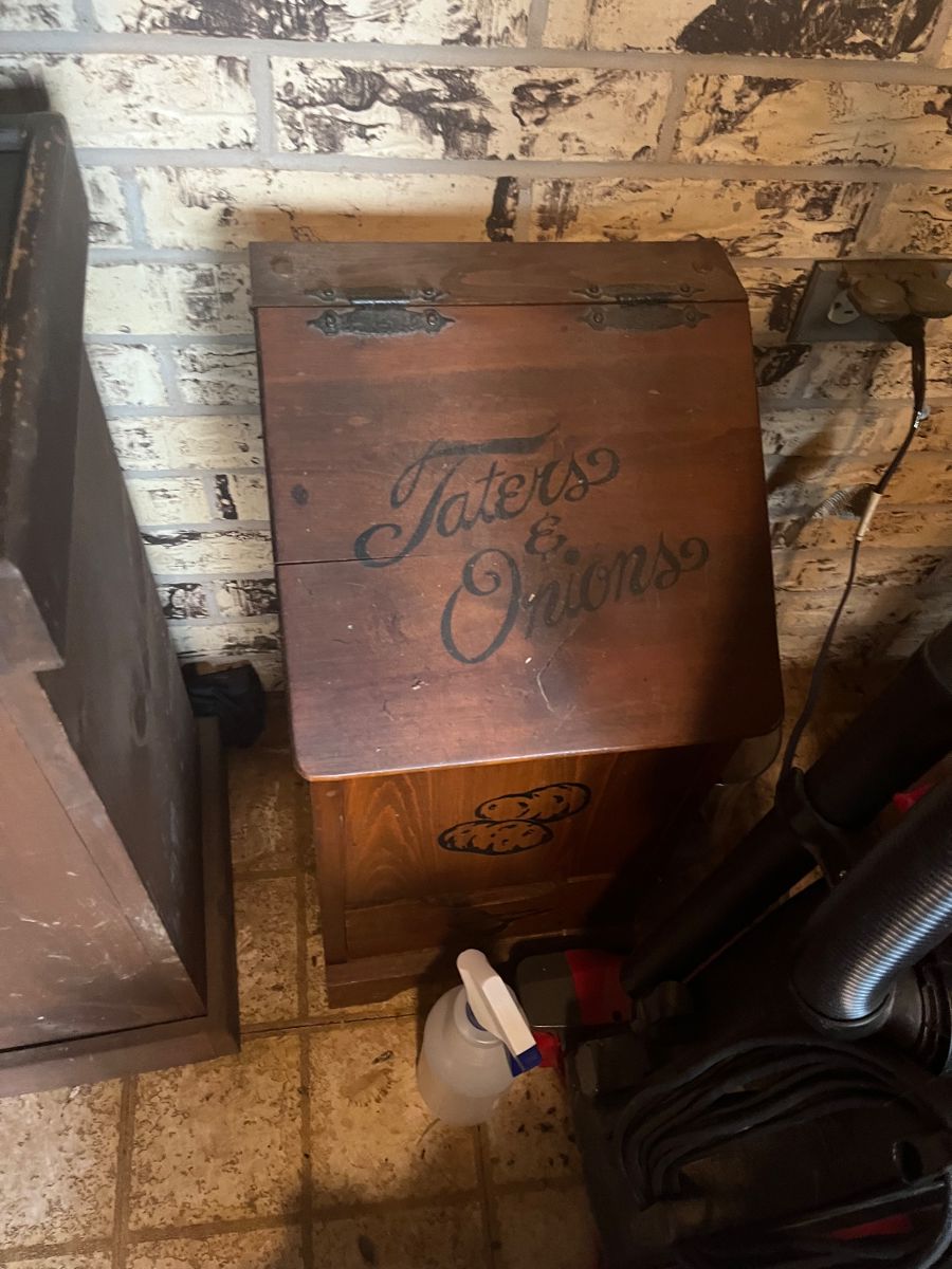 Sterling Estate Sale in Crowley, TX starts on 7/25/2024
