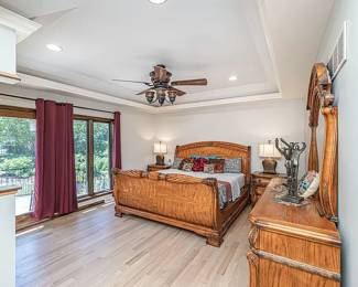 Sale King bedroom furniture