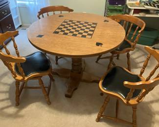 Vintage game table w 4 swivel chairs