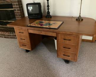Vintage art deco Alma desk