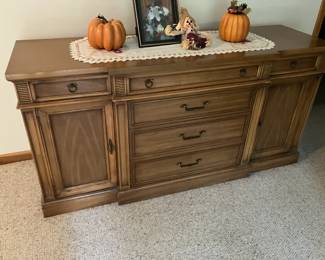 Sideboard