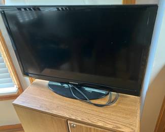 Samsung TV, model UN26D4003BD