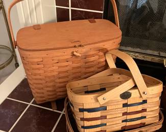 Large Longaberger picnic basket