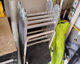 Foldable Multipurpose Ladder