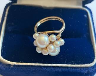 14K gold pearl ring
