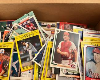 Assortment of Baseball Cards