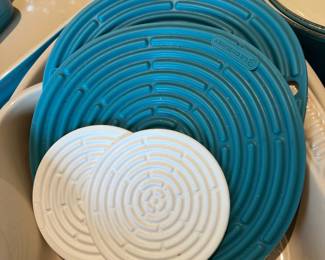 Le Creuset Silicone Cool Tool Potholders
