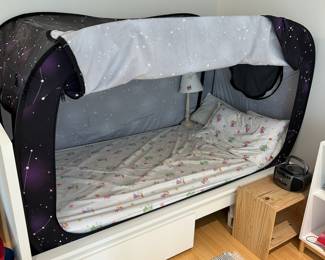 Children's Pop Up Bed Tent
