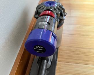 Dyson Cordless Vacuum 
