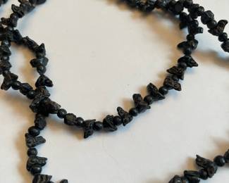 Oaxacan Barro Negro Clay Pottery Beard Bead Necklace
