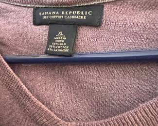 Banana Republic Silk/Cotton/Cashmere V-Neck Shirt - Size XL