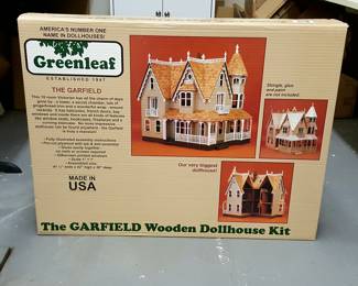 Greenleaf The Garfield Wooden Dollhouse Kit