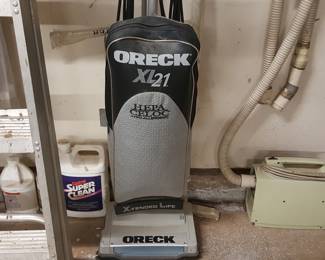 	
Oreck XL21 Hypo-Allergenic HEPA Celoc Vacuum Cleaner