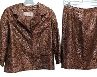 2 pc Metallic Overlay Lace Set vintage