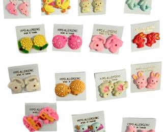 Plastic earrings Deadstock