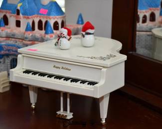 019Some Highlights Crest Hill Estate Sale