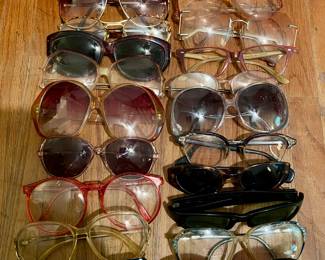 Vtg glasses and sunglasses