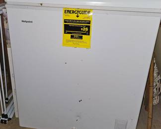 Hotpoint small chest freezer