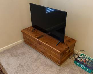 Hope chest; TV