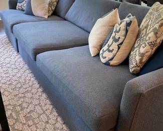 Crate & Barrell Sofa 10' x 46" D x 34" H $950