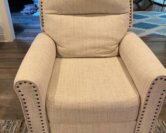 Electric Recliner 33" W x 33" D x 43" H $350