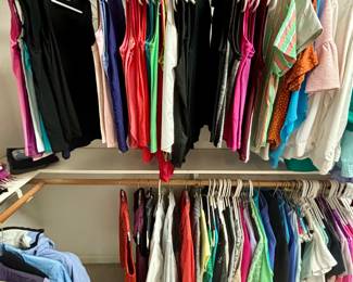 Pants Sizes M, 4, 6
Dress Sizes 8P, 10P, LP
Tops Sizes S, M, L
Adidas, Anne Taylor Loft, Athleta, Banana Republic, Eddie Bauer, J Crew, J. Jill, Jones New York, London Timed, Nike,&nbsp;
Talbots's&nbsp;
Vintage SASSOON Tote Bag
Brahmin Purse & Wallet
Shoes Sizes 6, 6 1/2, 7
Bandolino, Cole Hahn, &nbsp;Ivanka Trump Black Suede Boots, Naot,, Ugg Boots and Vaneli