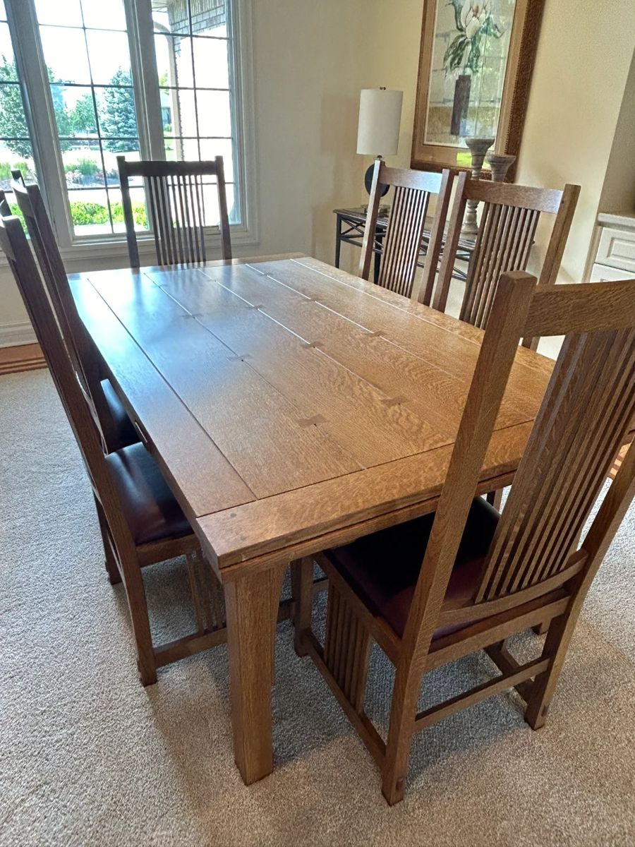 Stickley Table and 6 Chairs (draw leaf)