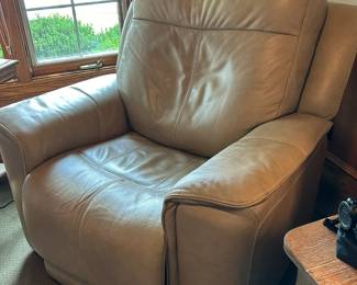 Miller Power Wall Recliner with electric Lumbar/Head