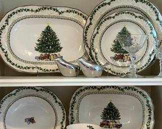 Noble Excellence "Holly Tree"