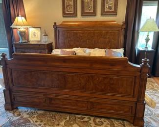 Ethan Allen King Size Panel Bed