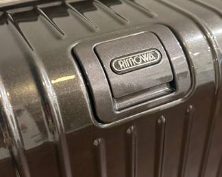 RIMOWA Hardcase Travel Luggage/Suitcase