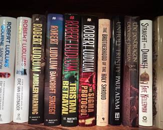 Book Library: Robert Ludlum, Greg Keyes