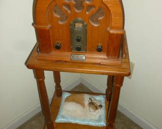 Radio (works) & small table