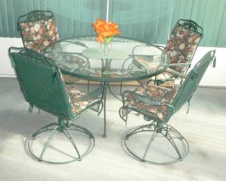 Nice wrought-iron patio set w/swivel-rockers