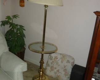 floor lamp w/table