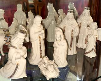 Lenox Nativity Items sold by the piece 