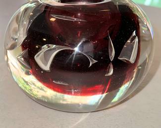 Labino air-trap with purple and red interior 